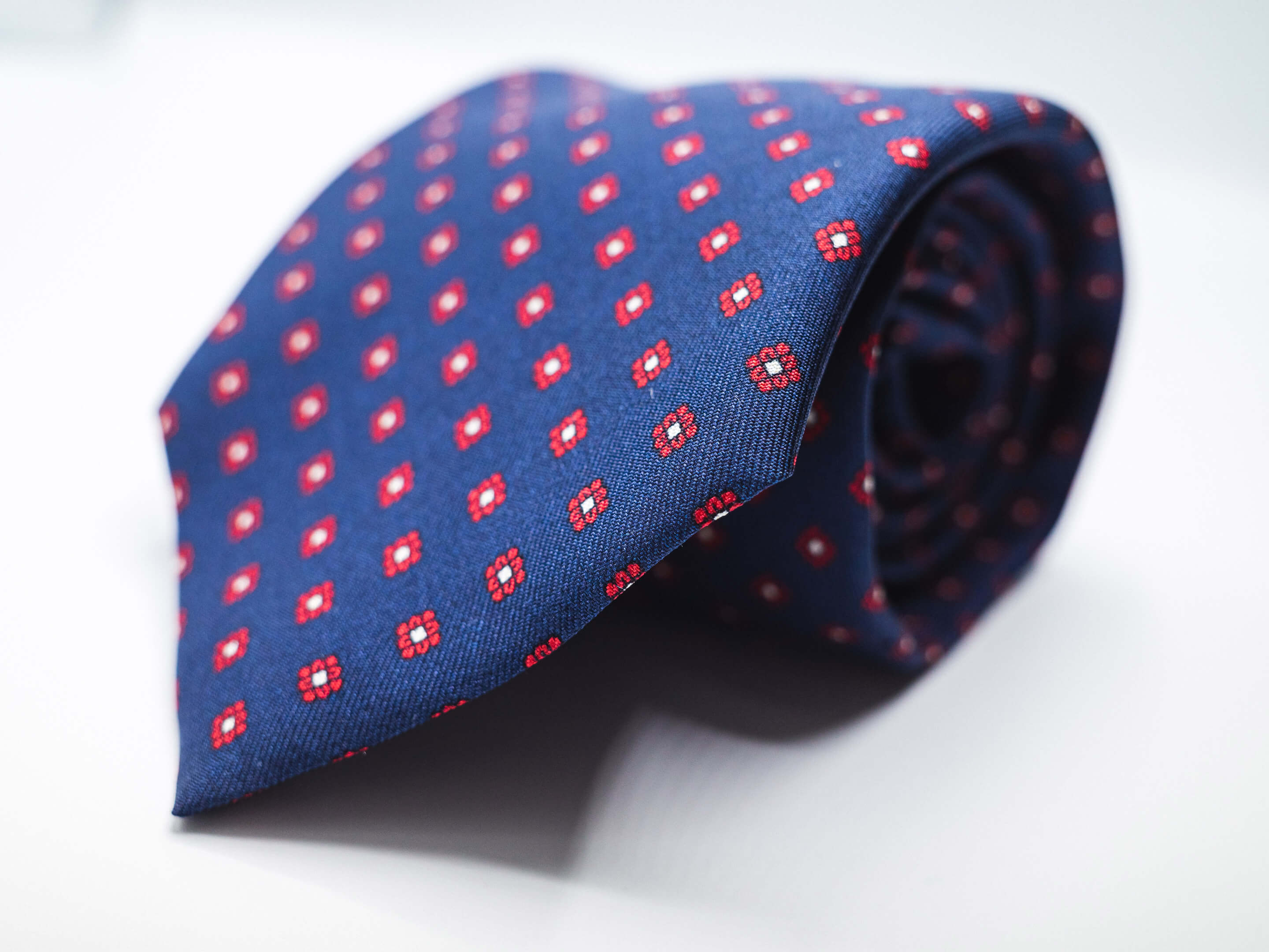 How to Buy a Quality Necktie – Anatoly & Sons